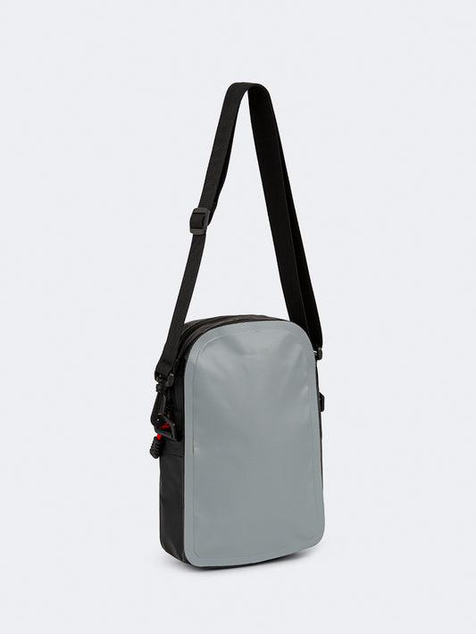 Oil & Gaz Durable Unisex Lifestyle Water Resistant Cross Bag Grey/Red